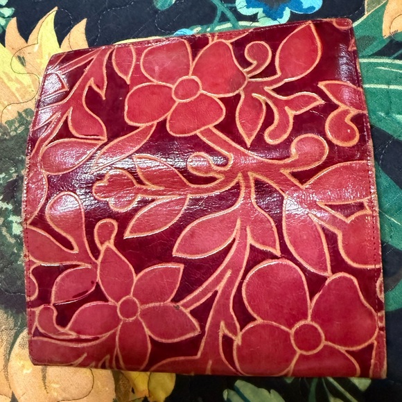 Floral Red Leather Women's Bag - Picture 1 of 2
